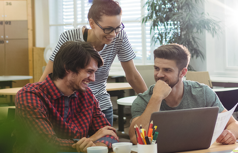 Criação de Logomarca Profissional para Pequenas Empresas: O Primeiro Passo para Posicionar Sua Marca